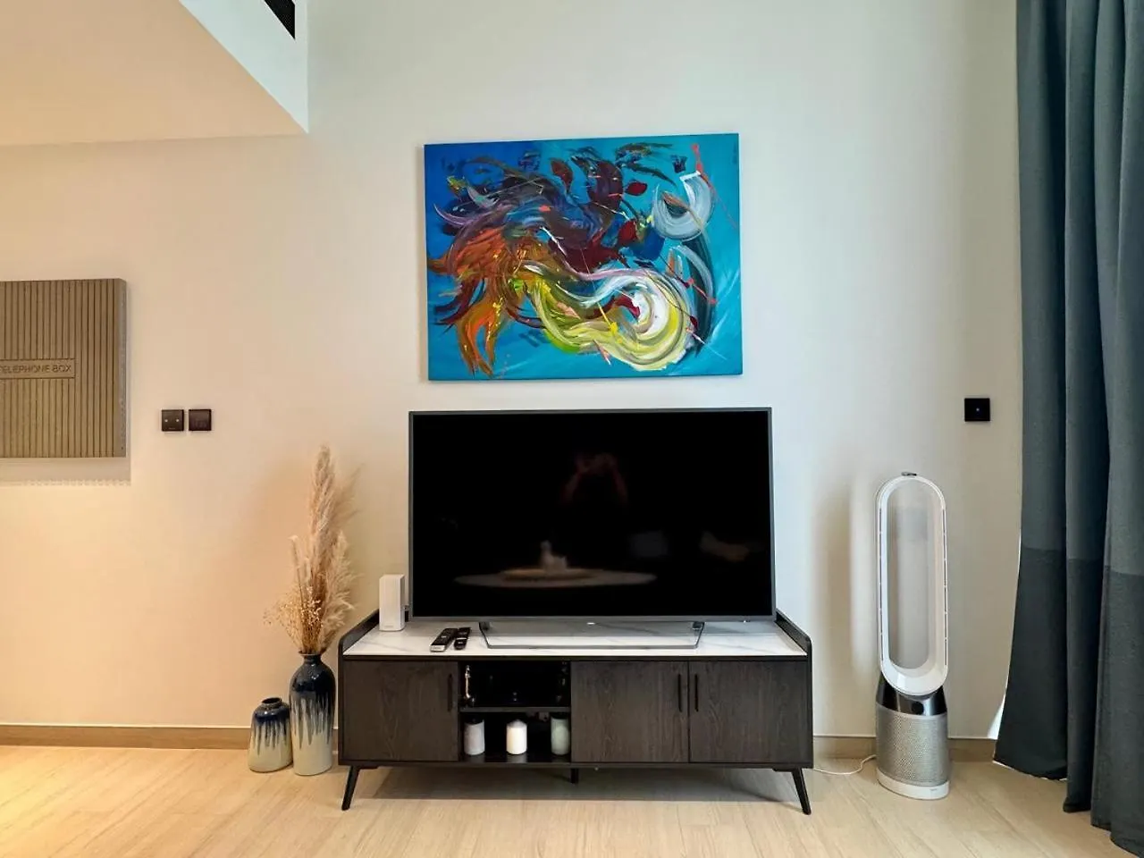 Serene 1-Bedroom Apartment With Pool View In Jvc Dubaj Egyesült Arab Emírségek